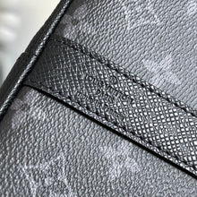 Load image into Gallery viewer, LV Keepal Bandouliere 50 Bag