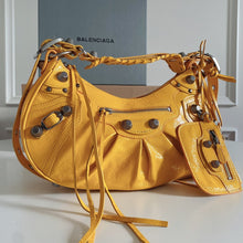 Load image into Gallery viewer, BB Le Cagole Small Shoulder Bag