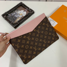 Load image into Gallery viewer, LV Monogram Daily Pouche - Müllner´s