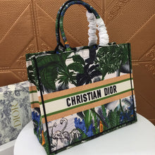 Load image into Gallery viewer, D Book Tote Spirit Asia - Müllner´s