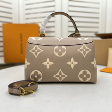 Load image into Gallery viewer, LV Madeleine MM