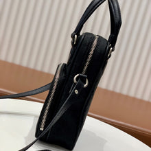 Load image into Gallery viewer, GG Off The Grid shoulder bag - Müllner´s