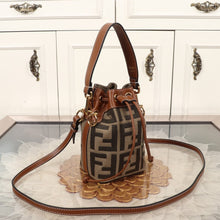 Load image into Gallery viewer, FF Canvas Mon Tresor