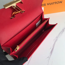 Load image into Gallery viewer, LV Capucines Continental - Müllner´s