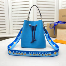 Load image into Gallery viewer, LV Petite Néonoé Shine BB