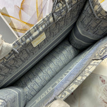 Load image into Gallery viewer, D Book Tote Classic - Müllner´s