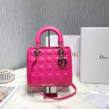 Load image into Gallery viewer, Medium Lady D Bag Silver Charms