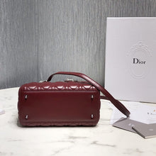 Load image into Gallery viewer, Medium Lady D Bag Silver Charms