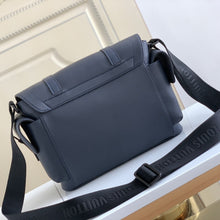 Load image into Gallery viewer, LV Christopher Messenger Bag