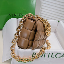 Load image into Gallery viewer, Bottega V Chain Cassette Gold Chain
