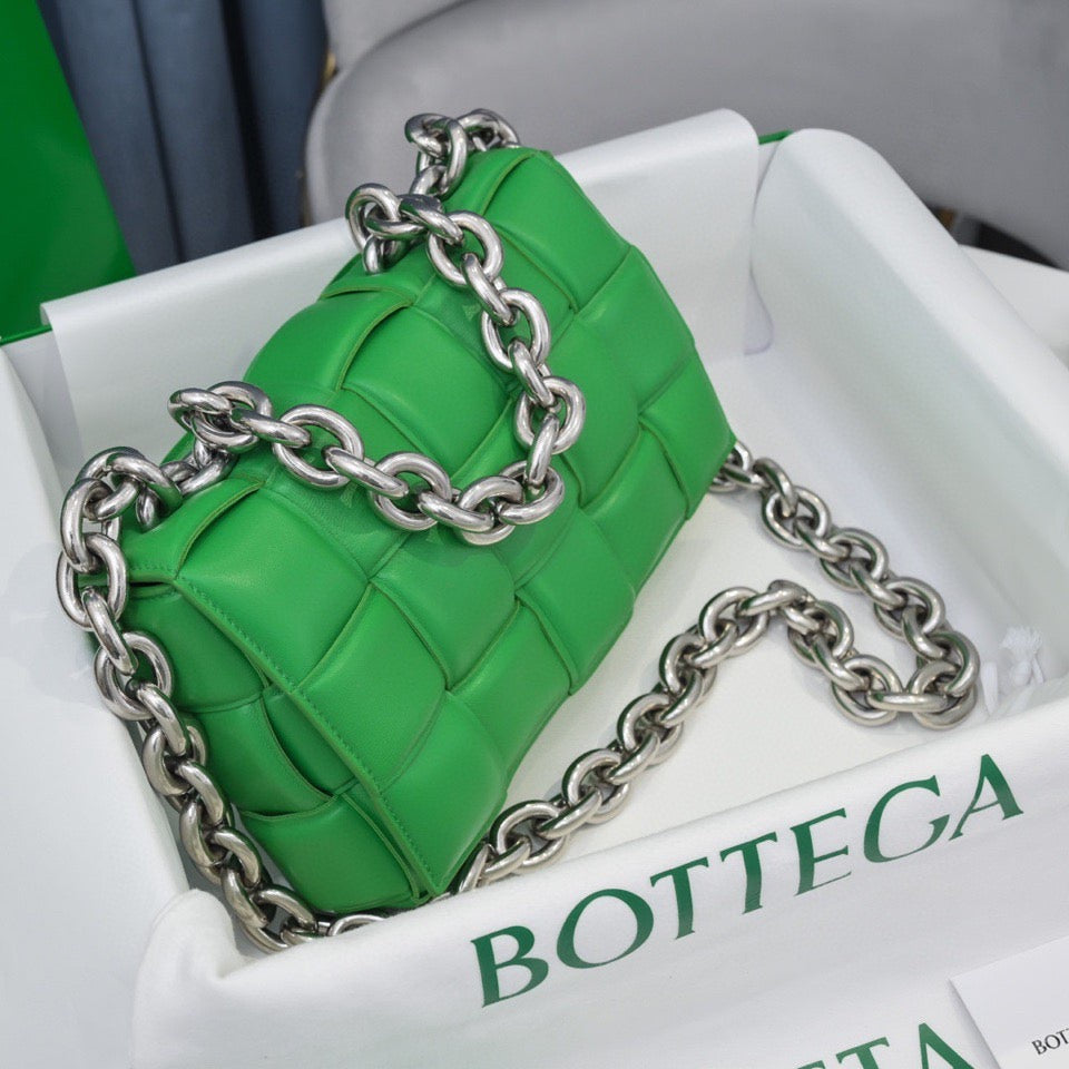 Bottega V Chain Cassette Silver Chain