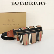 Load image into Gallery viewer, Icon Stripe E-canvas Sonny Bum Bag - Müllner´s
