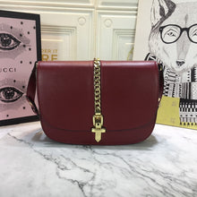 Load image into Gallery viewer, GG Sylvie 1969 small shoulder bag - Müllner´s
