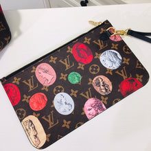 Cargar imagen en el visor de la galería, LV xFornasetti Monogram Neverfull
