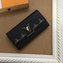 Cargar imagen en el visor de la galería, LV Capucines Monogram - Müllner´s
