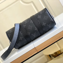 Cargar imagen en el visor de la galería, LV Monogram Keepall Xs Bag
