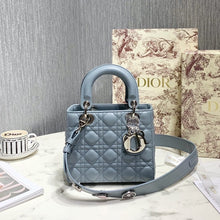 Load image into Gallery viewer, Lady D Small Bag
