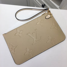 Cargar imagen en el visor de la galería, LV Classic Monogram Neverfull
