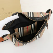 Load image into Gallery viewer, Icon Stripe E-canvas Sonny Bum Bag - Müllner´s
