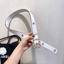 Load image into Gallery viewer, CC Plain Calfskin, Metal Monogram &amp; Gold Plated Belt - Müllner´s
