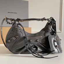 Load image into Gallery viewer, BB Le Cagole Small Shoulder Bag
