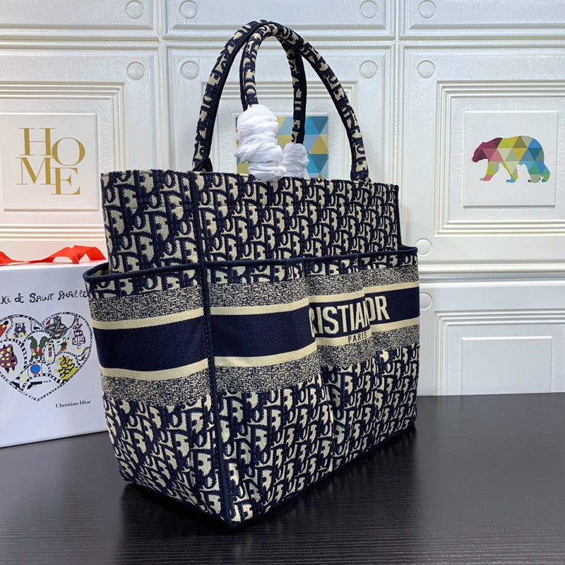 Catherine D Tote