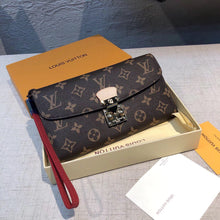 Load image into Gallery viewer, LV Monogram Croisette Lock Wallet - Müllner´s
