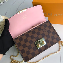 Load image into Gallery viewer, LV Damier Classic Chain Wallet - Müllner´s
